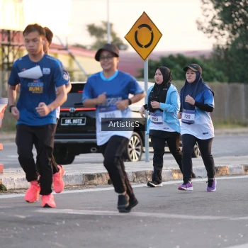 Runner Photo 3498120