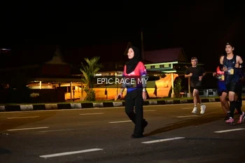 Runner Photo 3498129