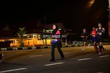 Runner Photo 3498130