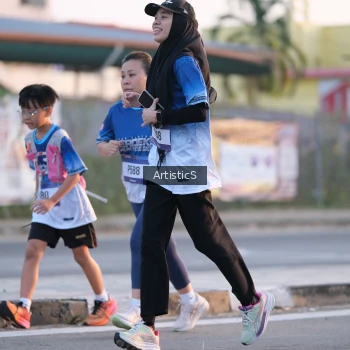 Runner Photo 3498156