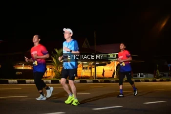 Runner Photo 3498167