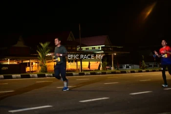 Runner Photo 3498234