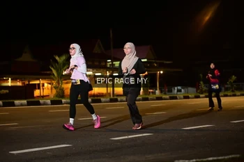 Runner Photo 3498242