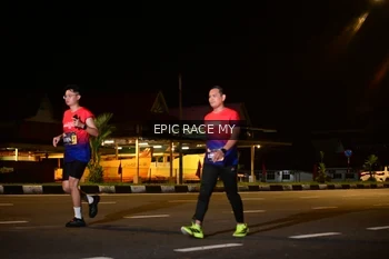 Runner Photo 3498333