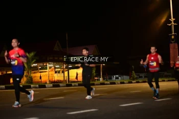Runner Photo 3498433