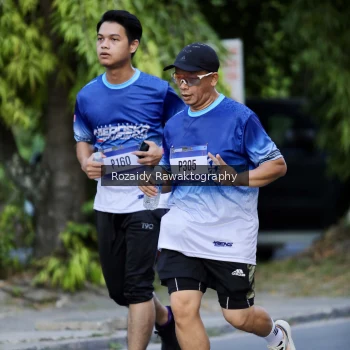 Runner Photo 3498633