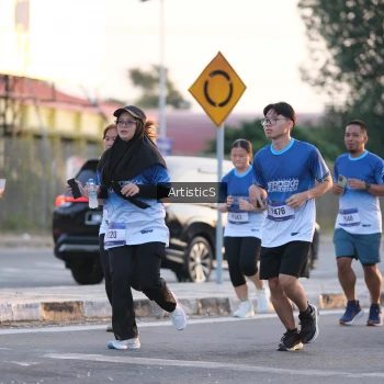 Runner Photo 3498653
