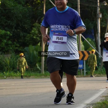 Runner Photo 3498794