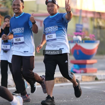 Runner Photo 3499138