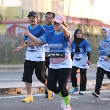 Runner Photo 3499180