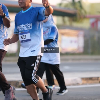 Runner Photo 3499205