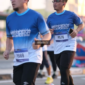 Runner Photo 3499273