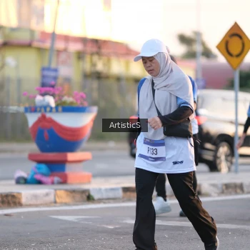 Runner Photo 3499336