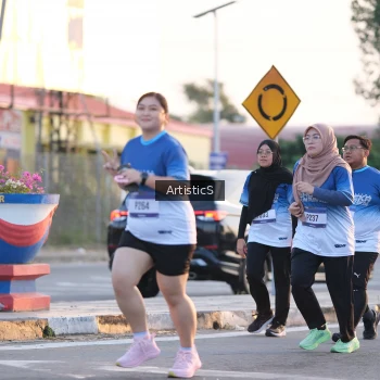 Runner Photo 3499673