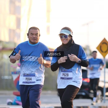 Runner Photo 3499741