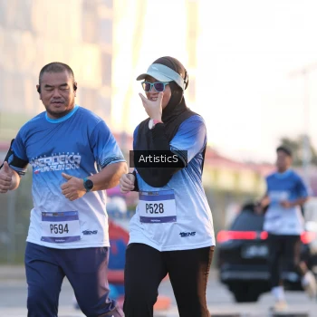 Runner Photo 3499746