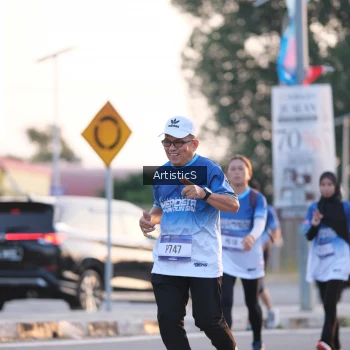 Runner Photo 3499755