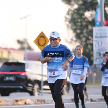 Runner Photo 3499757