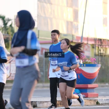 Runner Photo 3499830