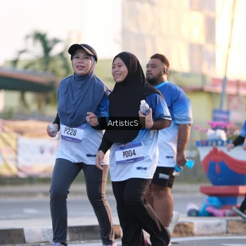 Runner Photo 3499843
