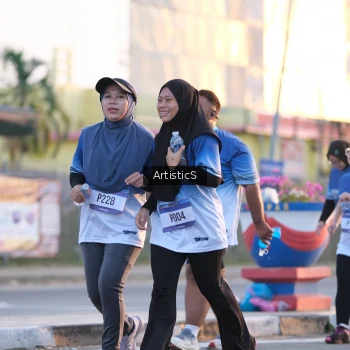 Runner Photo 3499854