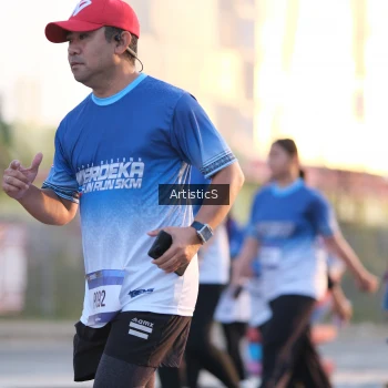 Runner Photo 3499906