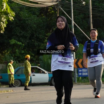 Runner Photo 3500004