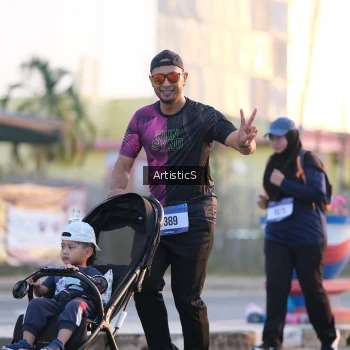 Runner Photo 3500014