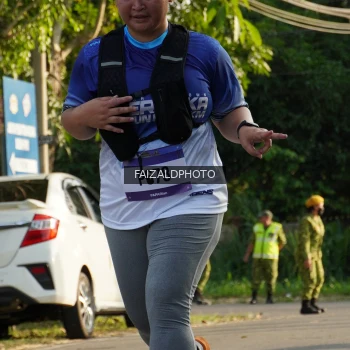 Runner Photo 3500027