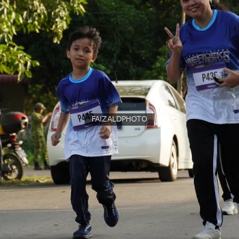 Runner Photo 3500067