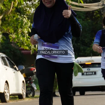 Runner Photo 3500090
