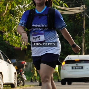 Runner Photo 3500093