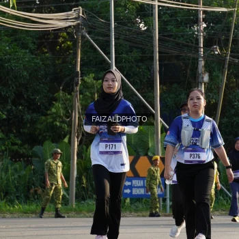 Runner Photo 3500107