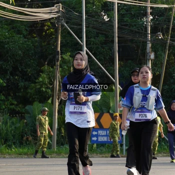 Runner Photo 3500110