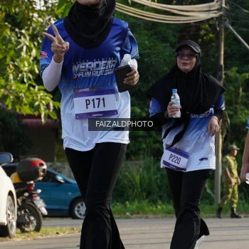 Runner Photo 3500127