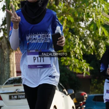 Runner Photo 3500135