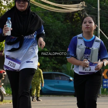 Runner Photo 3500137