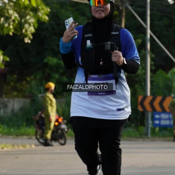 Runner Photo 3500165