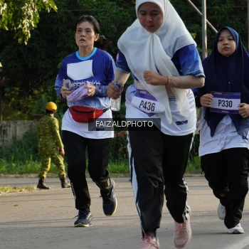 Runner Photo 3500213