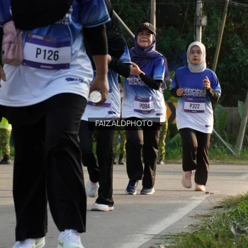 Runner Photo 3500249