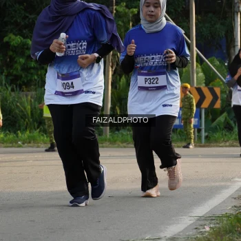 Runner Photo 3500255