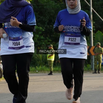Runner Photo 3500269