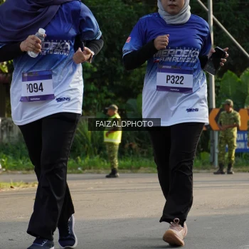 Runner Photo 3500270