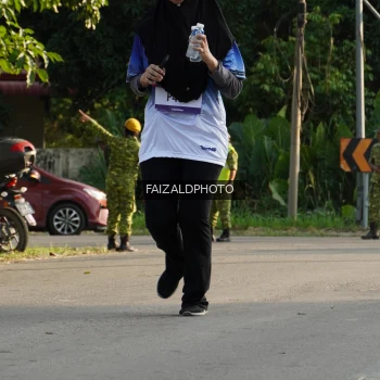Runner Photo 3500275
