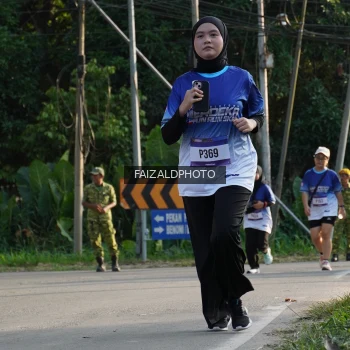 Runner Photo 3500304
