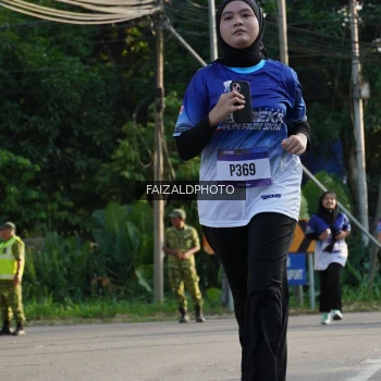 Runner Photo 3500313