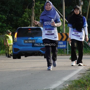 Runner Photo 3500346