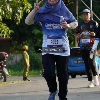 Runner Photo 3500364