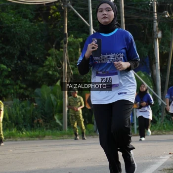 Runner Photo 3500366