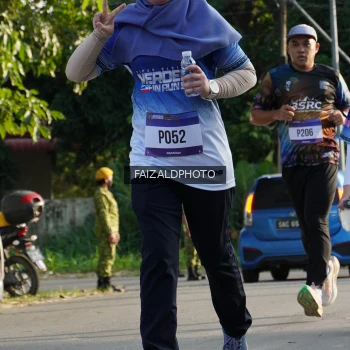 Runner Photo 3500367
